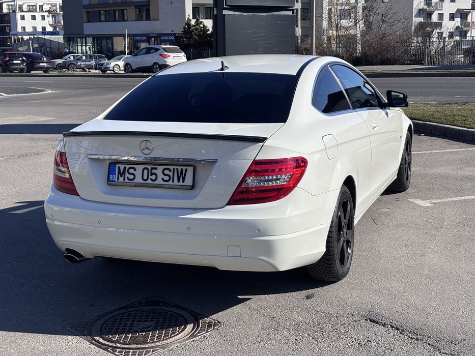 MERCEDES-BENZ C-Class 2011 — imagine 2