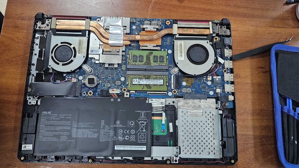 Reparații Laptop/Calculator |Instalare Windows/Linux |București/Ilfov