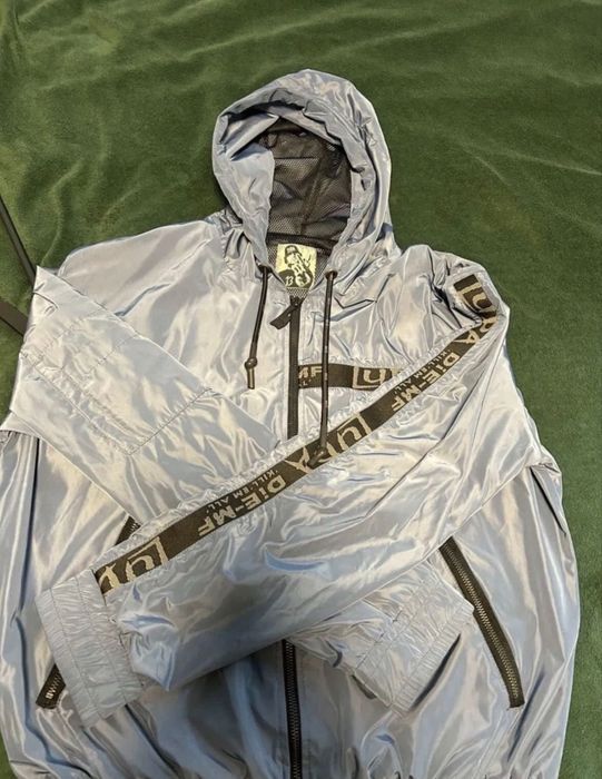 Ветровка луда(виж описанието)