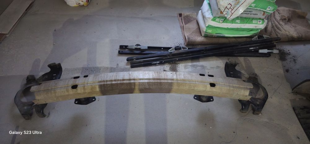 Крыло бампер решётка