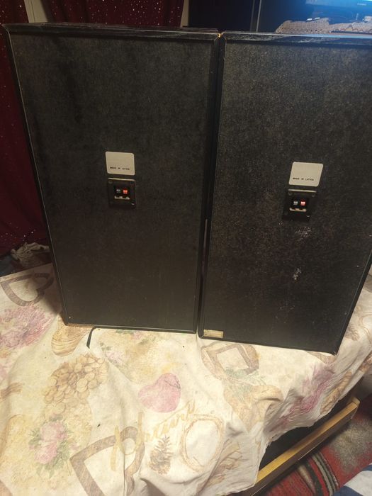 Vând pereche de boxe Supersound S-150, fabricate în Letonia. Boxele su