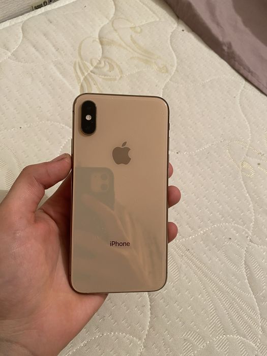 Айфон XS 256гб эмкость 76