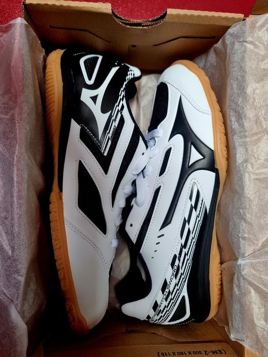 Mizuno Crossmatch Sword 41 26.5 tenis de masa