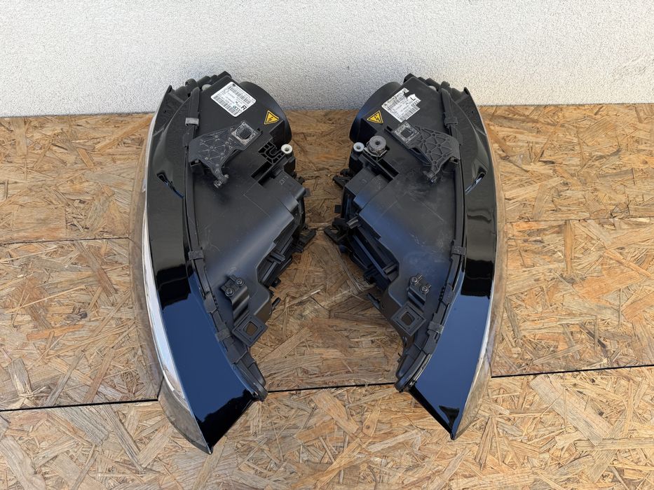 SET Far stanga dreapta Audi A4 B8 B8.5 8K Facelift Xenon + LED Origine