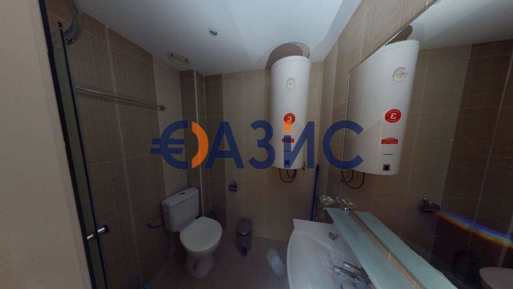 Продава се Двустаен апартамент в к.к. Слънчев бряг - 63 кв.м за 559 €/кв.м - Снимка #3