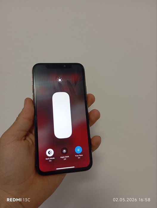 Iphone xs 64 GB tt bor feyc yoq  aybi kamerasi  abmen ili naxt 1.2