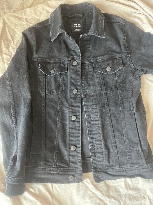 H&M,    ZARA