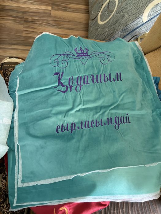 Апликации на подушку