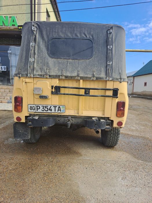 Uvaz sotiladi yil 2008