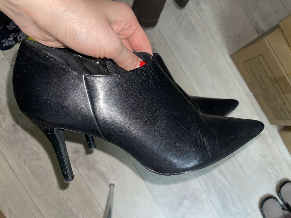 Ботильоны от Mango за 3500т.