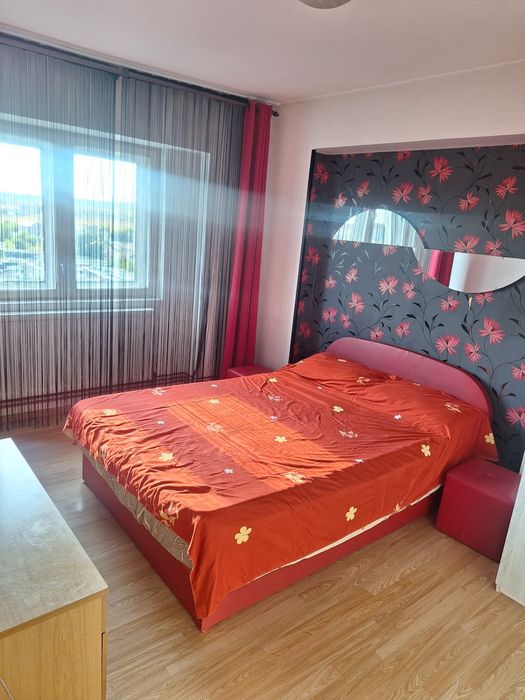 Apartament de inchiriat