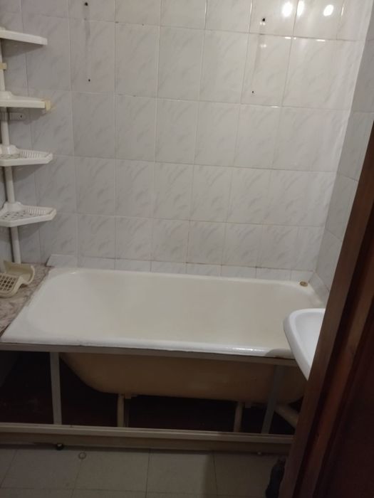 Продам 2-хкомнатную квартиру