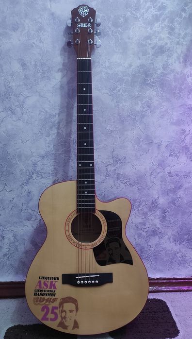 Продаю гитару SHER