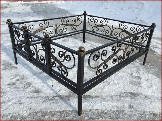 Оградка Изготовления оградок с установкой и без.