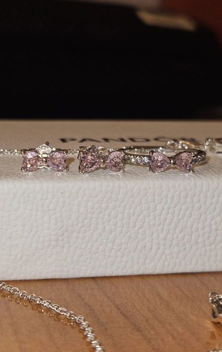 Set Pandora fundita roz