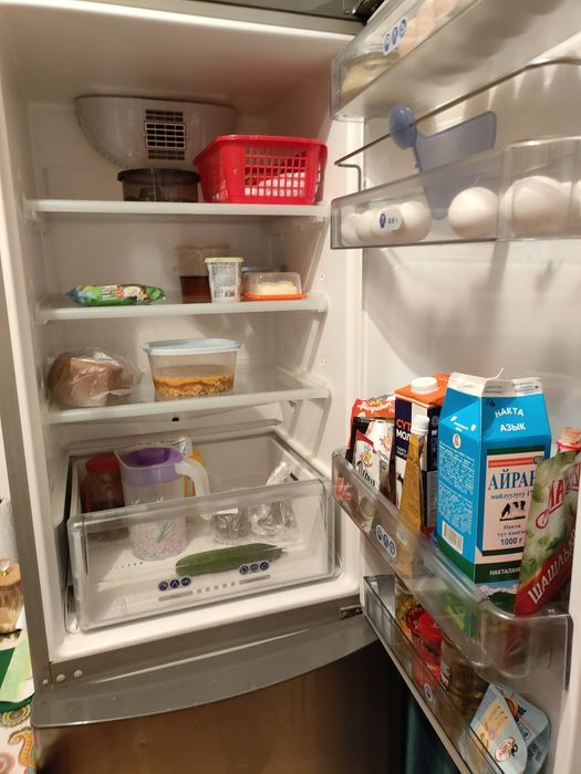 Продам холодильник