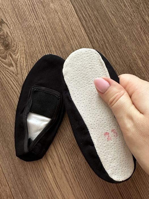 Продам детские чешки