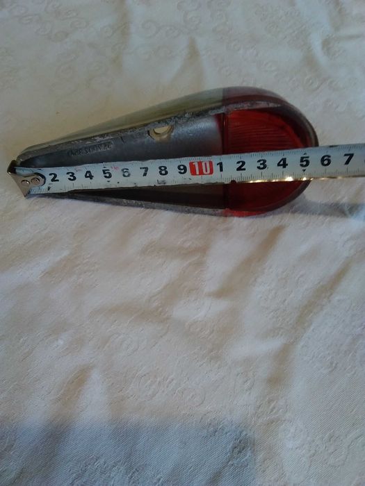 Продавам стъкло за фар и габарити за ретро автомобил и мотоциклет