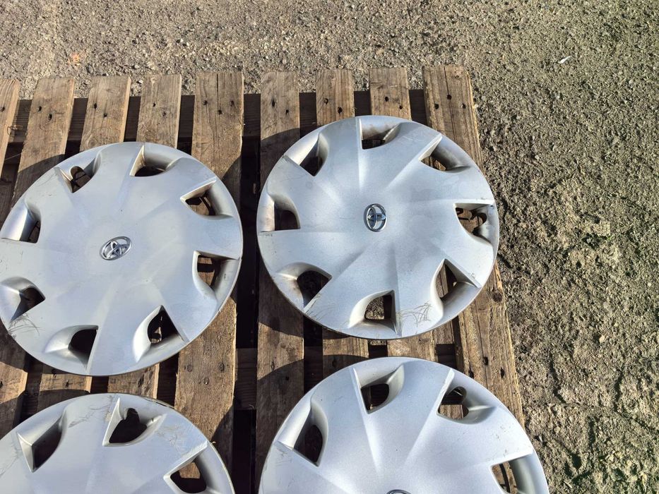 15 цола 4 х 100 мм Тойота Ярис / Корола