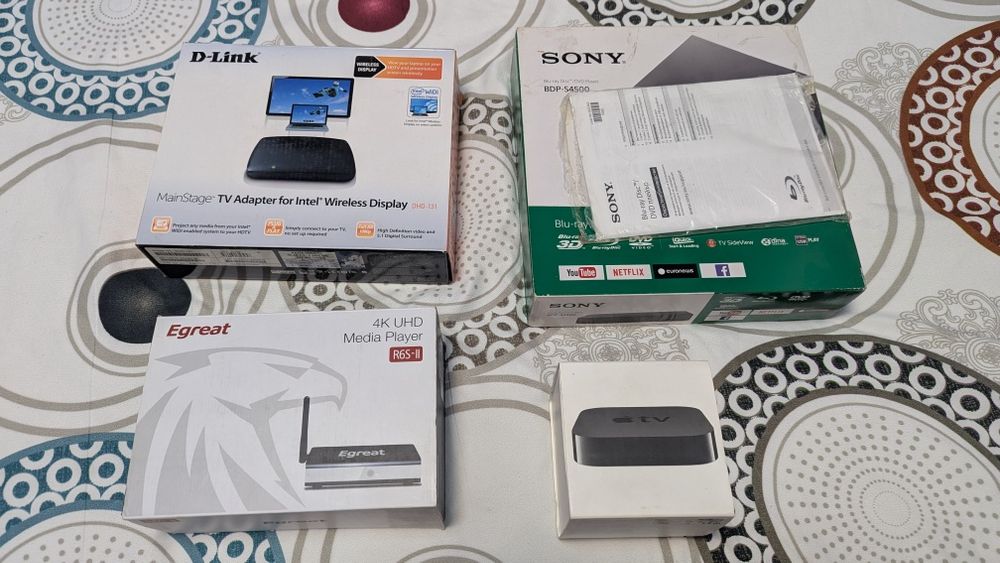 Лот от мултимедийни плеъри 4 на цената на 1