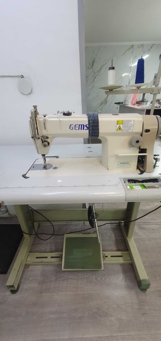Промышленная швейная машина