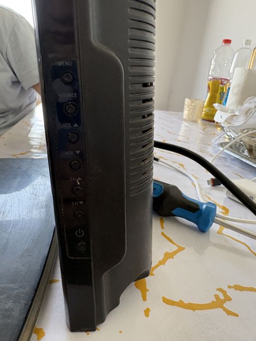 Телевизор манитор