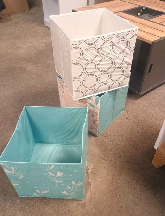 Етажерка с 3 отделения