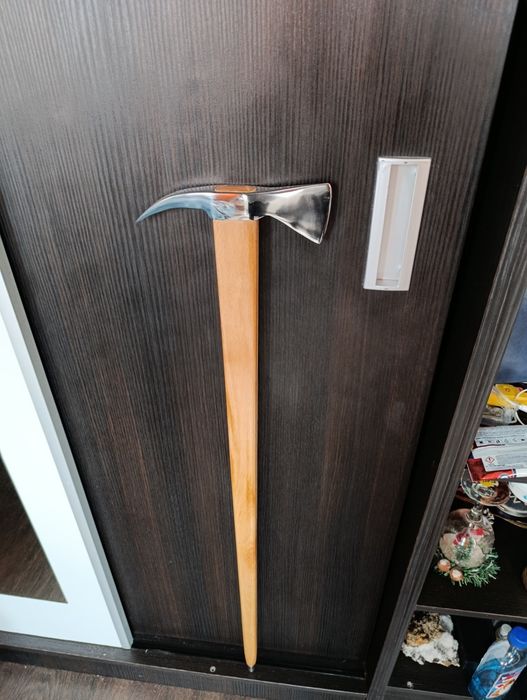 Piolet/ Baltag din inox( se vinde și al doilea)