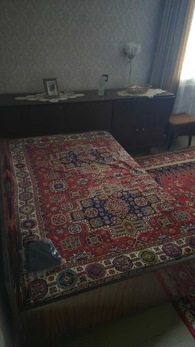 Приста / спалня с ракла и скрин