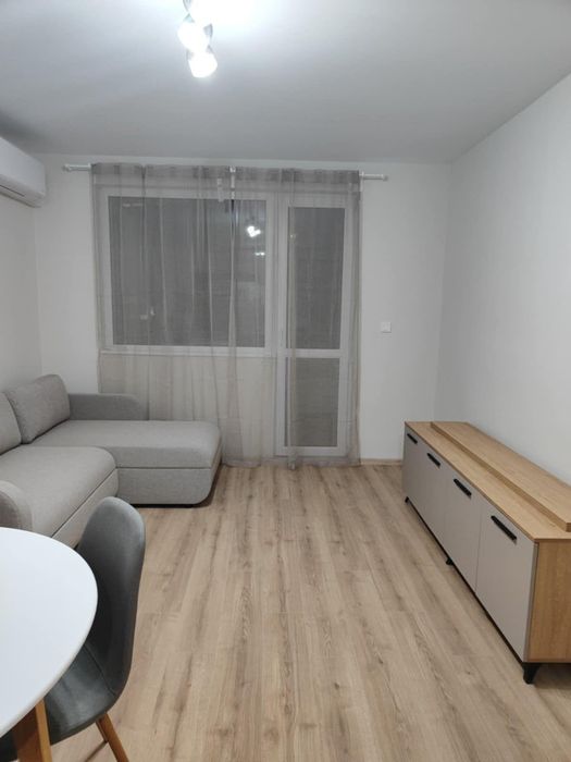 Дава се под наем Двустаен апартамент в Варна, Генералите - 69 кв.м за 548.25 € - Снимка #2