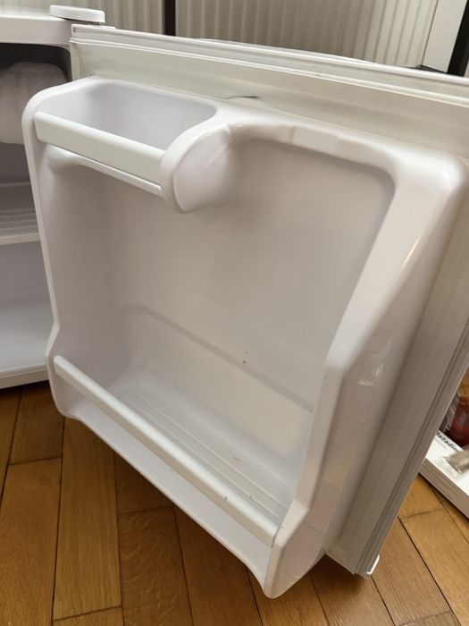 Frigider mini bar Daewoo A+