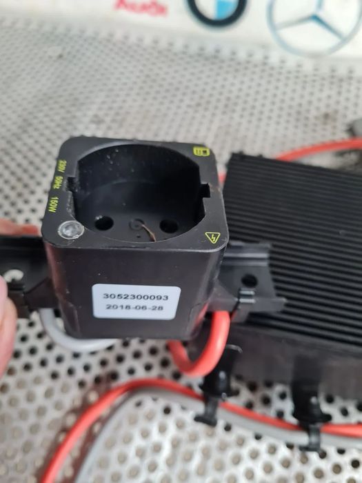 Invertor Curent Ford Kuga 2 II 12-230 Volti Cod GJ5T-19G317-BB  - Dezmembrari Arad