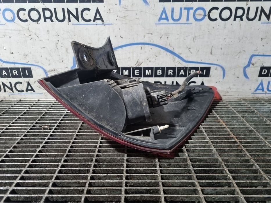 Stop Stanga Nissan Qashqai 2007 - 2010 SUV 4 Usi (1297) Bec clasic Fisurat