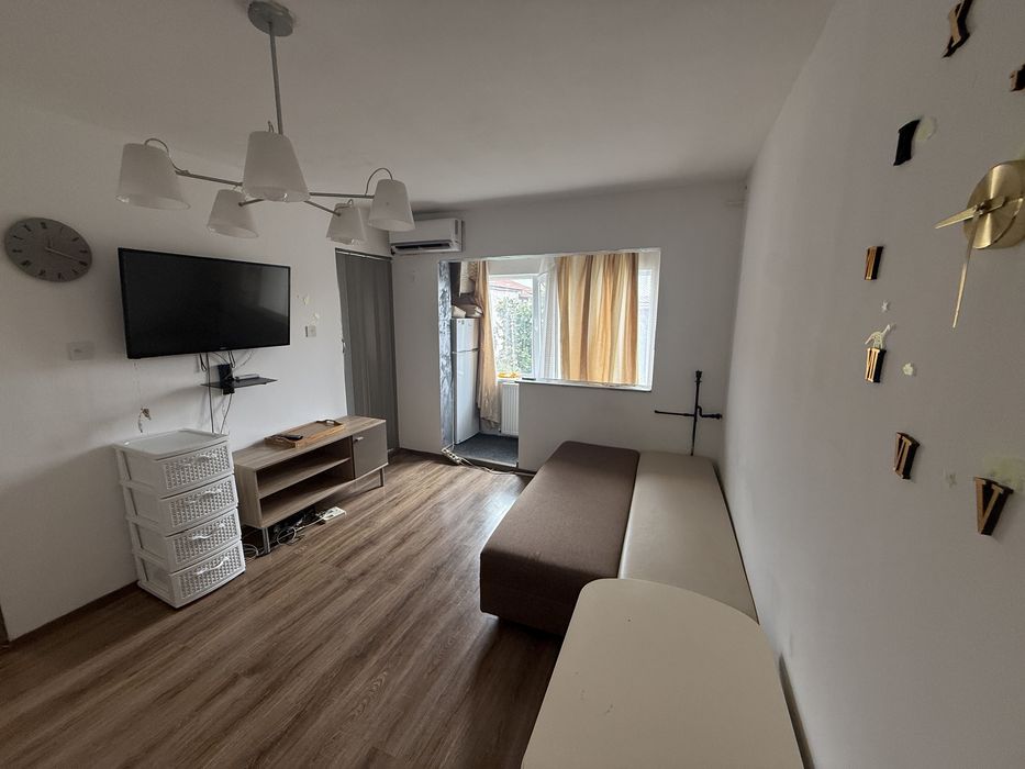 Proprietar inchiriez apartament 1 camera