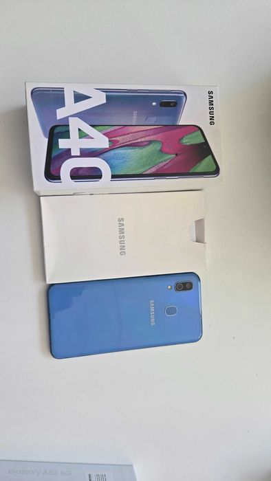Samsung Galaxy A40 64GB / 4GB RAM