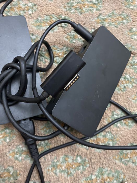 Incarcator + docking station laptop - tableta Microsoft