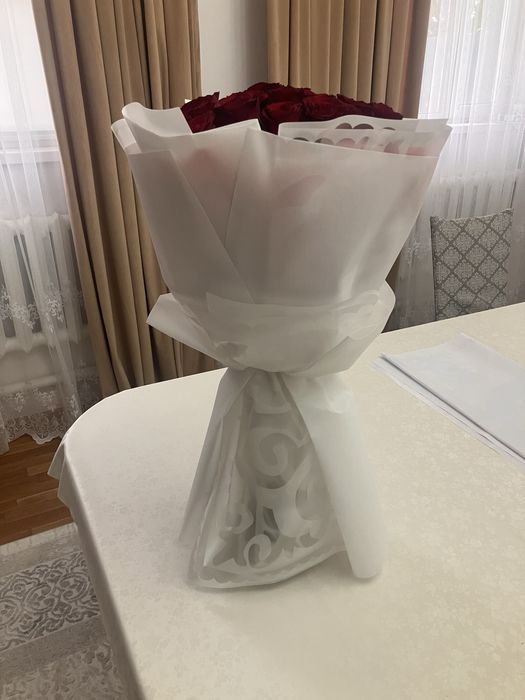 Роза Гул Роза 1 метр 19 штук