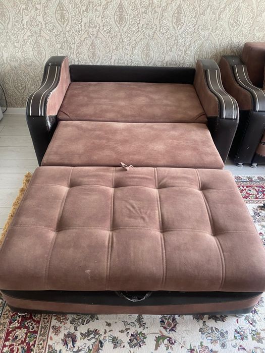 Продается мини диван