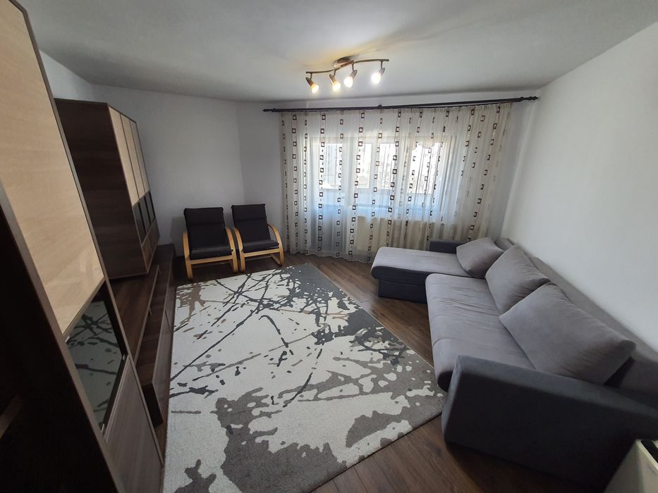 Inchiriez apartament cu 2 camere et 3, zona garii Vaslui