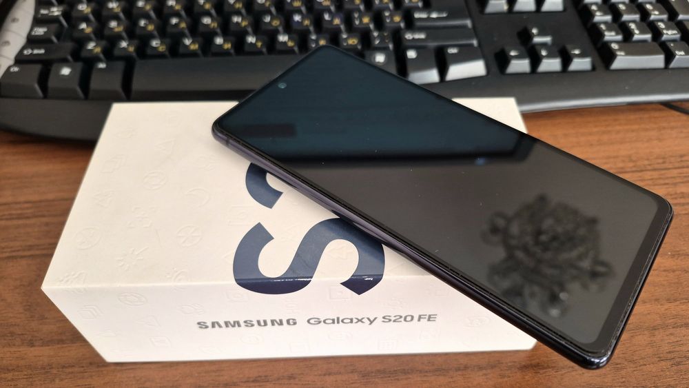 Samsung S 20 FE.