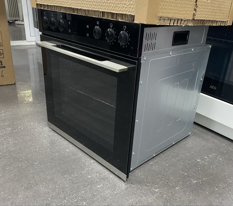 Фурна за вграждане с плот Hanseatic HBCO7210A1+HI46074CA 62 L