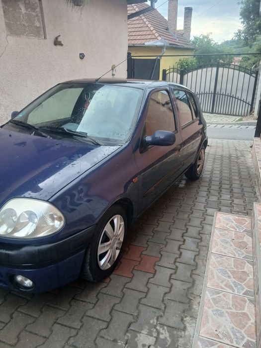 RENAULT 4 2002 — imagine 3