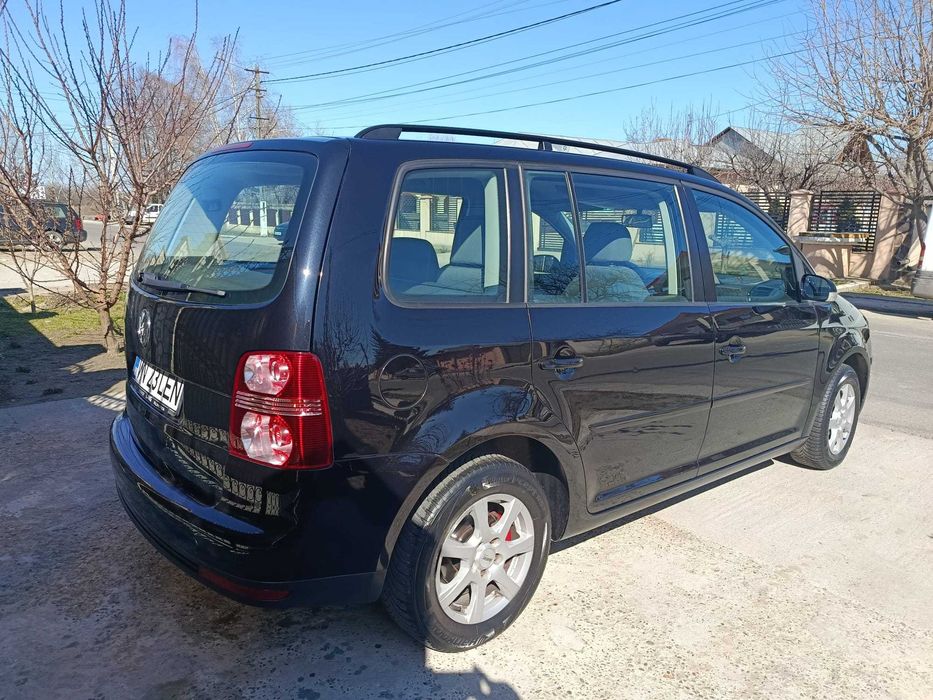 Vw touran 7 locuri 1.6 benzină MPI