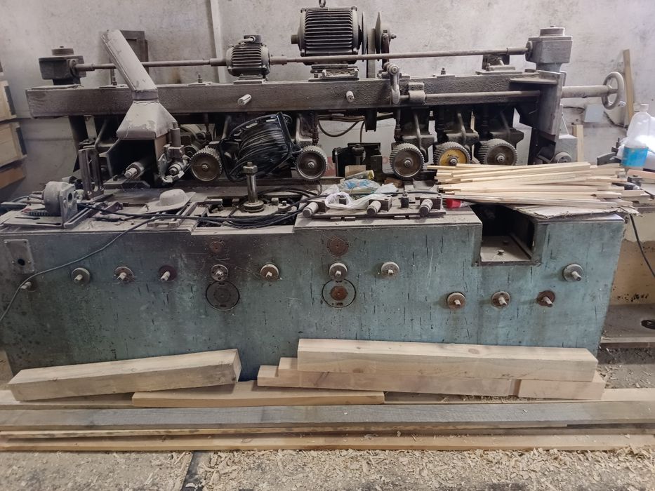Продам станки , столярный чех