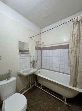 Срочно 1 комнатная. Согдиана. Фемили парк.