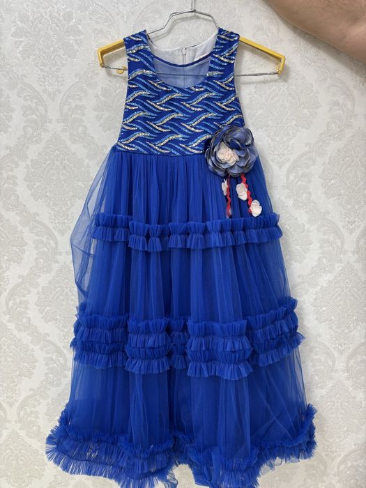 Платье нарядное женский