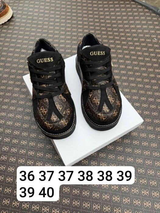 Papuci dama Guess