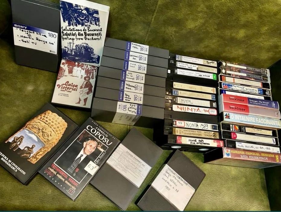 Casete video cu filme sigilate, casete neinregistrate