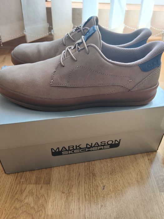 Vând pantofi Skechers Mark Mason