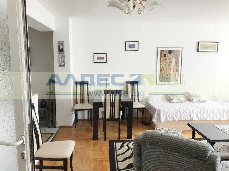 Продава се панорамен мезонет в кв. Лагера!